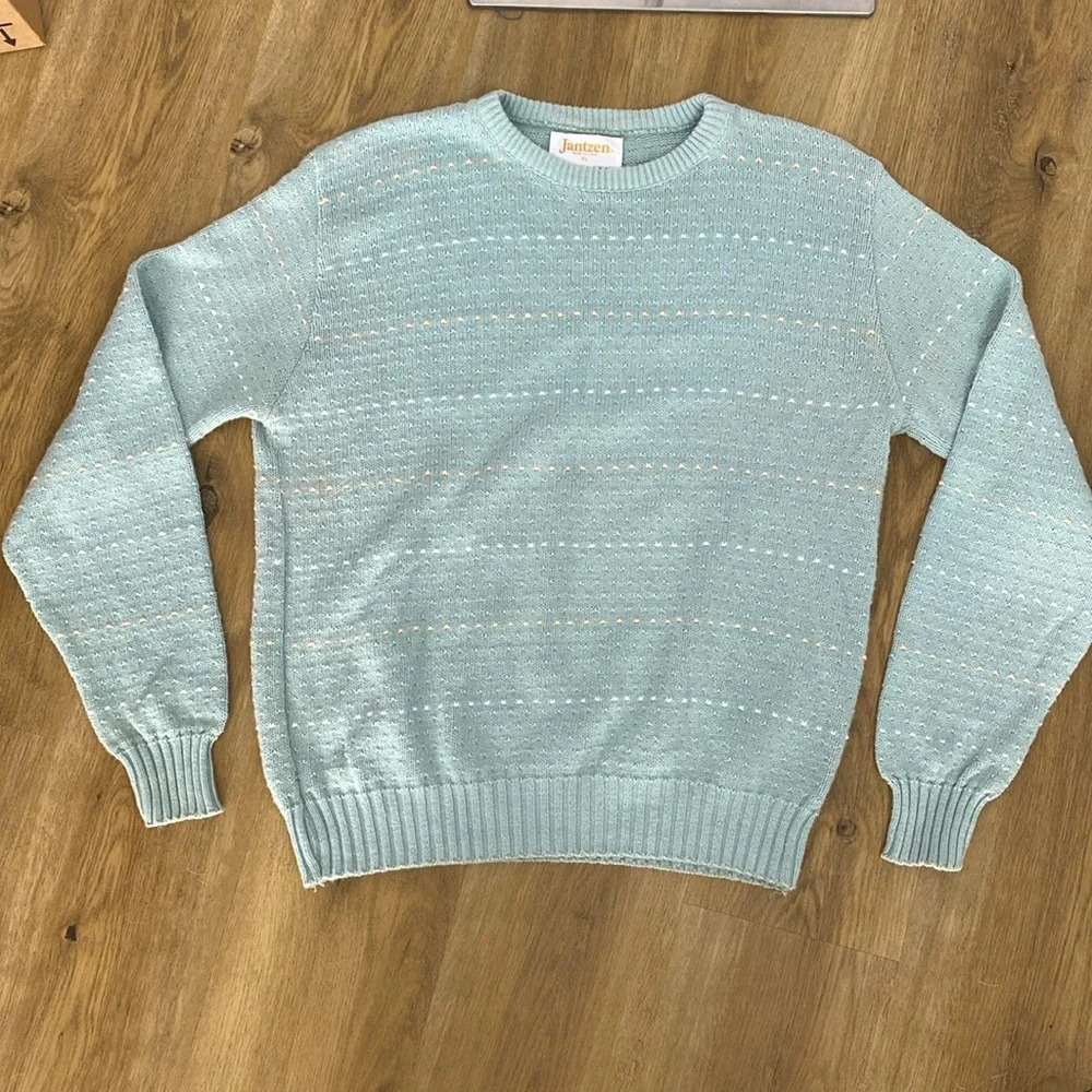 Vintage Jantzen women’s crew neck sweater size XL
